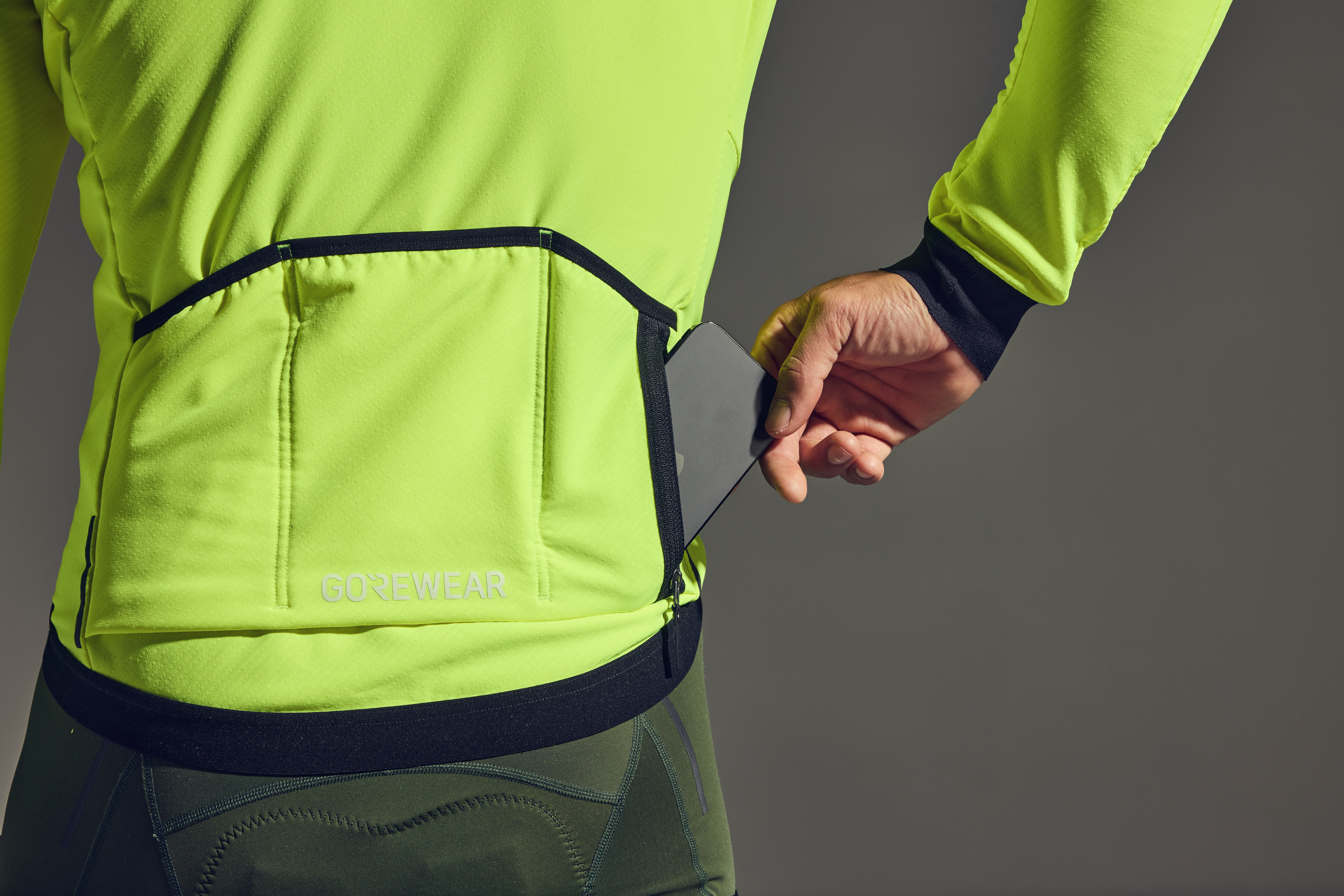 GORE Wear Spinshift Thermo Jacket Mens Cycling tricot neon yellow